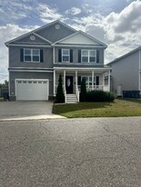 544 Shell Rd in Hampton, VA - Building Photo