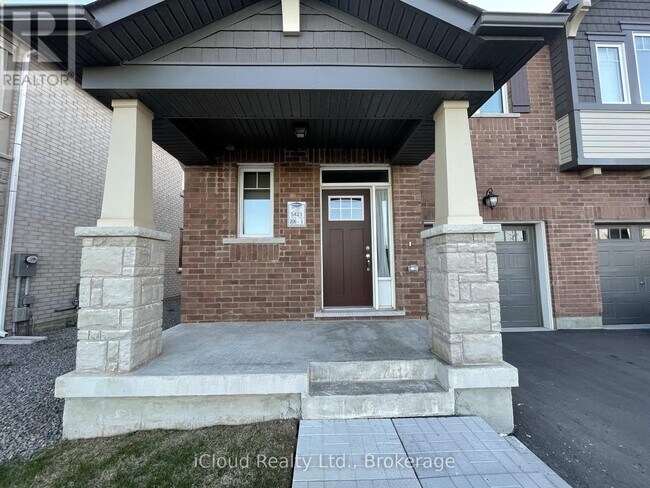 1360 Sycamore Garden in Milton, ON - Building Photo - Building Photo