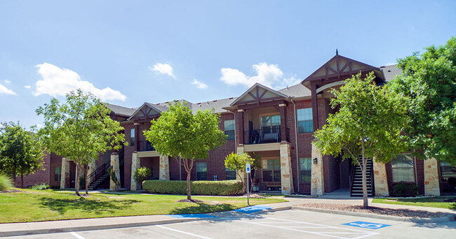 Retreat at Stonebridge Ranch Apartments