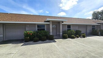 309 Boundary Blvd in Rotonda West, FL - Building Photo