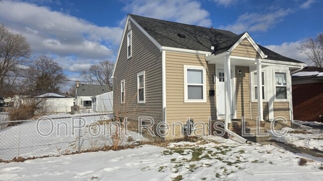 14526 Russell Ave in Allen Park, MI - Building Photo - Building Photo