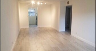 2607 NE 8th Ave in Fort Lauderdale, FL - Building Photo