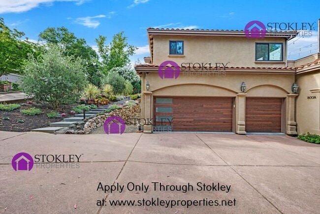property at 800 Hamilton Dr