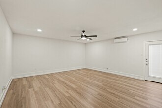 5322 Inwood Dr in Katy, TX - Building Photo - Building Photo