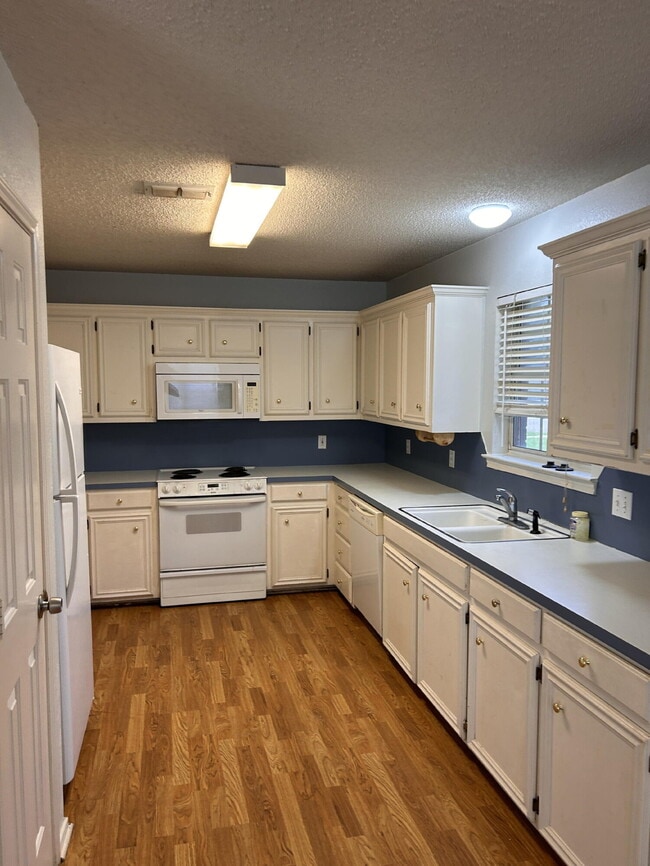 6220 7th St in Lubbock, TX - Building Photo - Building Photo