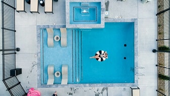 Heritage in Springfield, MO - Building Photo