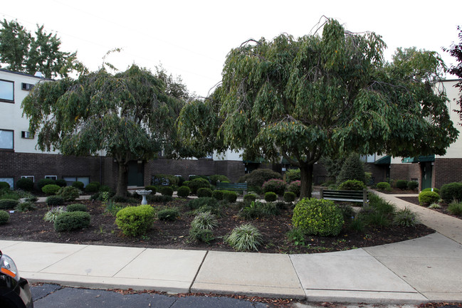 Wawaset Place Apartments in Wilmington, DE - Foto de edificio - Building Photo