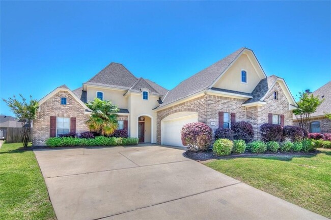 property at 620 Manassas Cir
