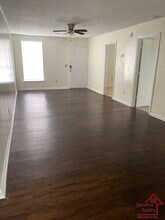 155 Dogwood Pointe Dr in McMinnville, TN - Foto de edificio - Building Photo