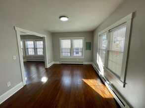 55 Mountain Ave-Unit -55 Unit A in New London, CT - Building Photo - Building Photo