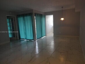 1190 Washington Cir in Homestead, FL - Building Photo - Building Photo