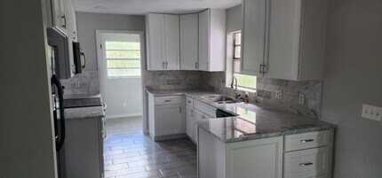 1115 33rd Ave SW in Vero Beach, FL - Building Photo - Building Photo