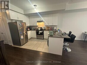 40 Robert Joffre Leet Ave in Markham, ON - Building Photo - Building Photo