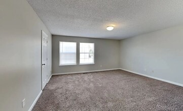 3786 Longview Dr in Douglasville, GA - Building Photo - Building Photo