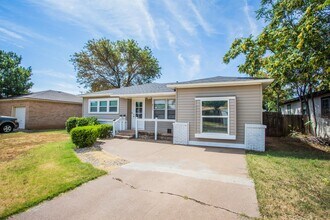 2717 39th St in Lubbock, TX - Building Photo - Building Photo