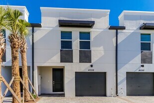 4026 Hot Springs Ave in Palm Springs, FL - Building Photo