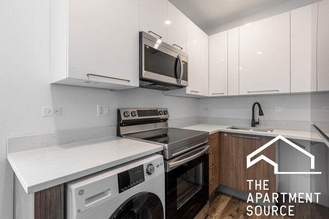 941 W Carmen Ave in Chicago, IL - Building Photo - Building Photo