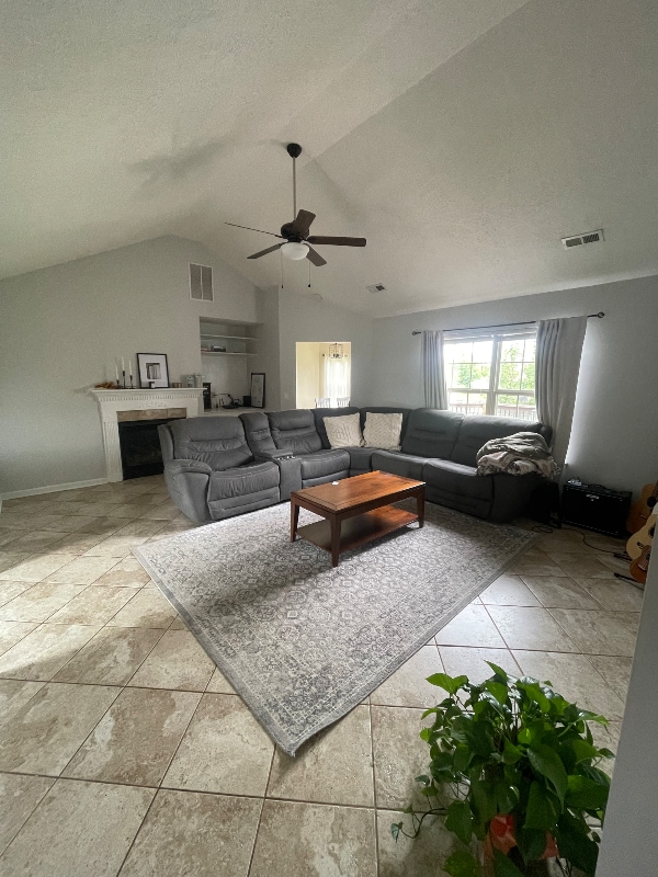 13807 Deerfield Crossing in Memphis, IN - Building Photo - Building Photo