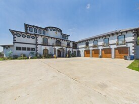 1259 County Rd 147 in Alvin, TX - Building Photo
