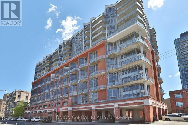 property at 255 Richmond St E