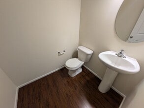 3100 Eagle Loop NE in Lacey, WA - Building Photo - Building Photo