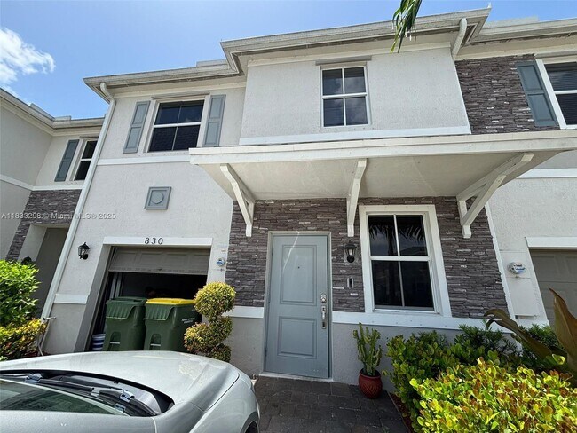 property at 830 SE 19th St