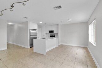 6599 Old Farm Trail in Boynton Beach, FL - Building Photo - Building Photo