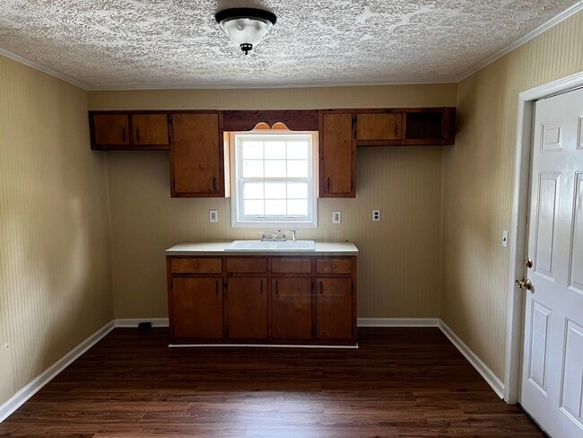 1134 24th St NE in Winston-Salem, NC - Building Photo - Building Photo