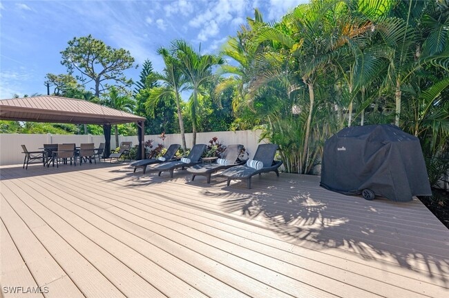 property at 730 95th Ave N