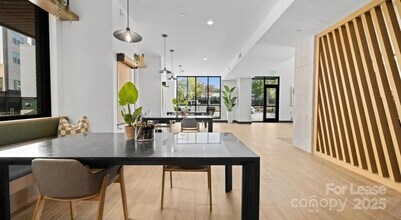 4312 Yancey Rd, Unit B2 in Charlotte, NC - Building Photo - Building Photo