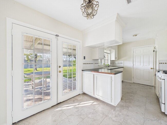 property at 3035 Guese Rd