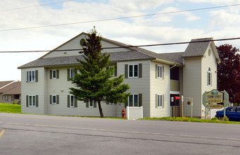 Cedar Street Apartments in Morrisville, NY - Building Photo - Building Photo