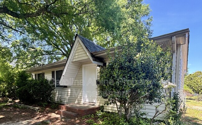 1210 Cardinal Dr in Gastonia, NC - Building Photo - Building Photo