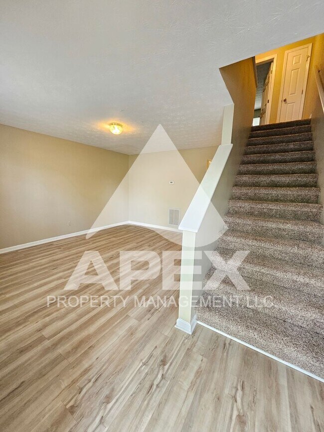 9132 Cedarpark Ln NW in Knoxville, TN - Foto de edificio - Building Photo