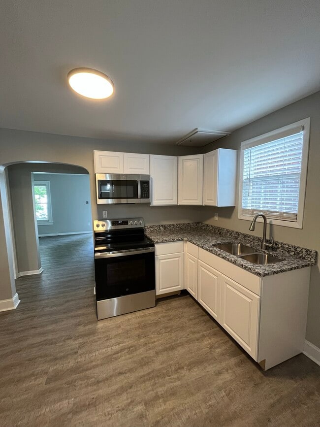 11 E Kelso Rd, Unit 11