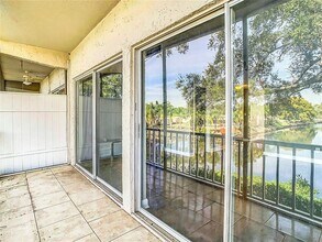 9133 Tudor Dr in Tampa, FL - Building Photo - Building Photo