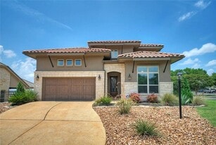 101 Maxwell Way in Austin, TX - Building Photo