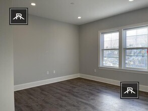 120 Kenrick St in Boston, MA - Building Photo - Building Photo