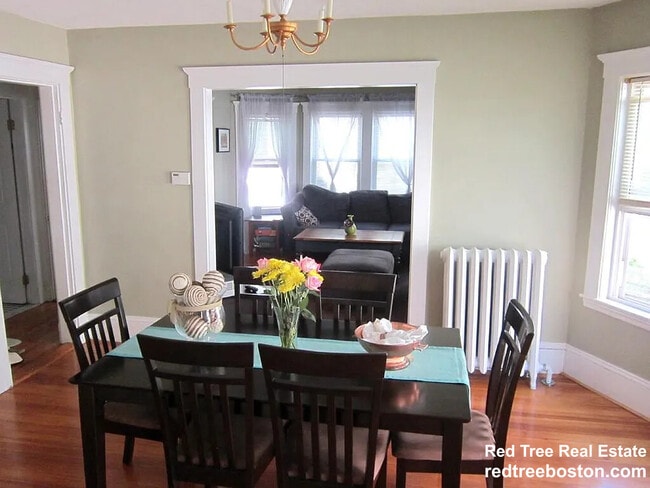 20 Hunnewell Ave, Unit 1 in Boston, MA - Building Photo - Building Photo