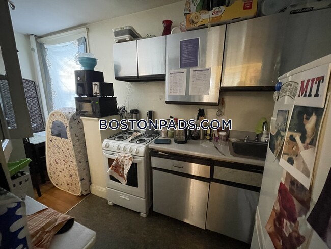 211 Park Dr in Boston, MA - Building Photo - Building Photo