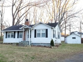 1019 Braselton Hwy in Lawrenceville, GA - Building Photo