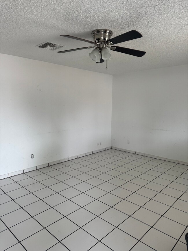 7602 W Whitton Ave in Phoenix, AZ - Building Photo - Building Photo