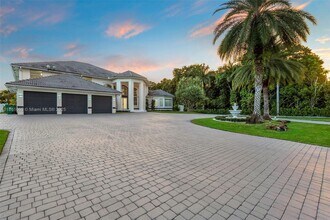 11080 SW 23rd St in Davie, FL - Building Photo - Building Photo
