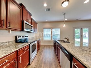 100 Doral Blue Dr in Summerville, SC - Building Photo - Building Photo