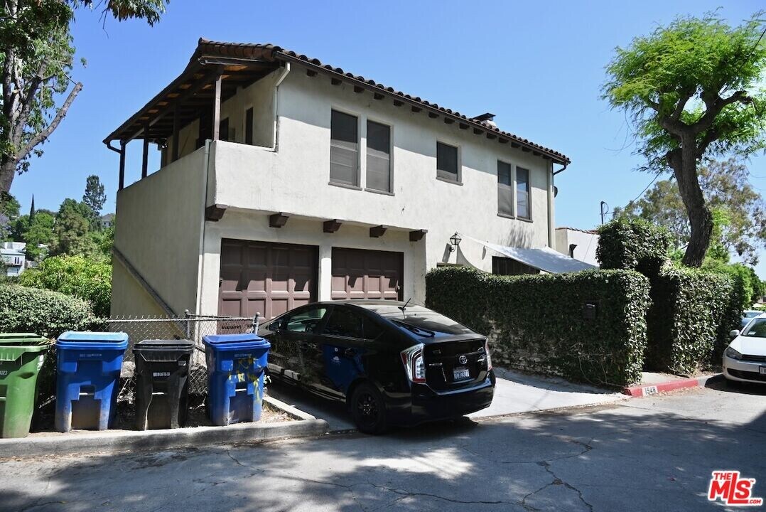 1546 Westerly Terrace in Los Angeles, CA - Building Photo