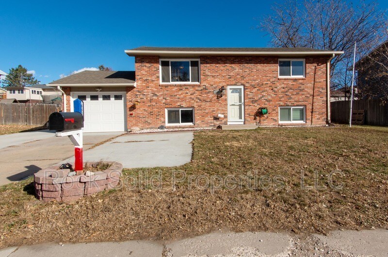 4405 Ocean Ave in Cheyenne, WY - Building Photo