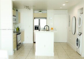 350 NE 24th St in Miami, FL - Building Photo