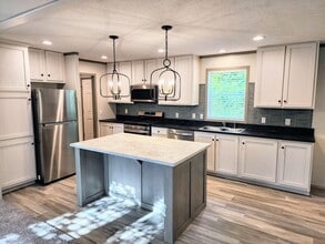 520 Milan Ave in Norwalk, OH - Building Photo - Building Photo