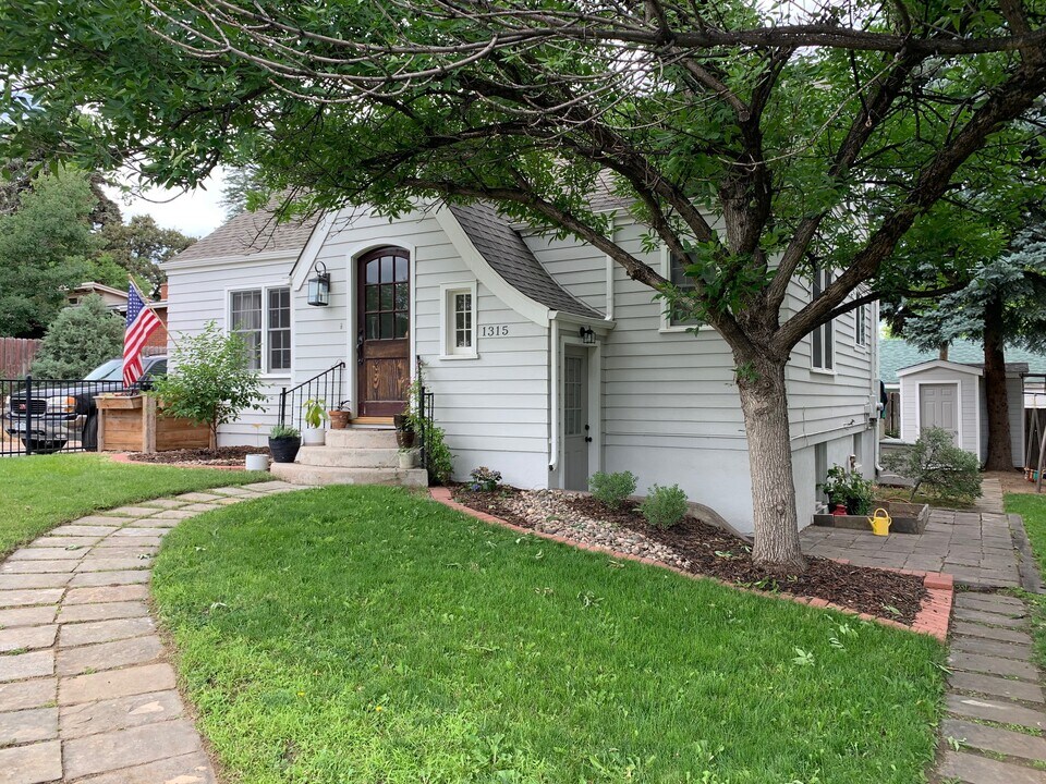 1315 20th St, Unit B in Greeley, CO - Foto de edificio