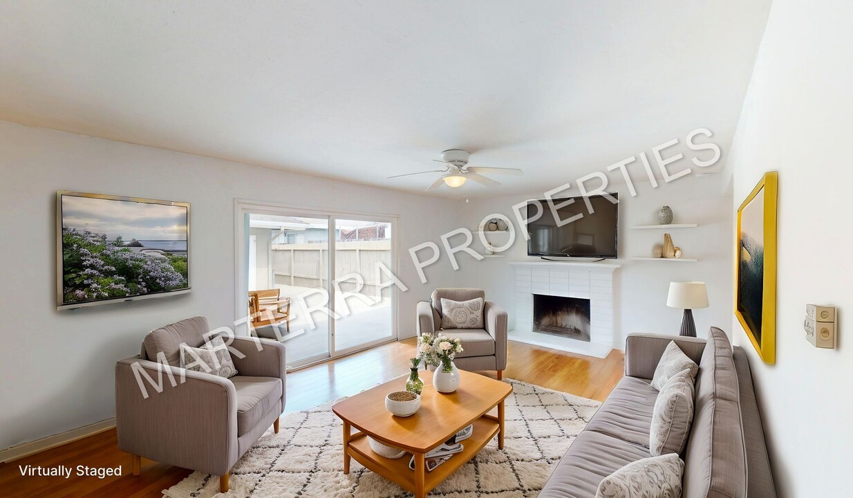 2509 Orange Ave in Costa Mesa, CA - Building Photo